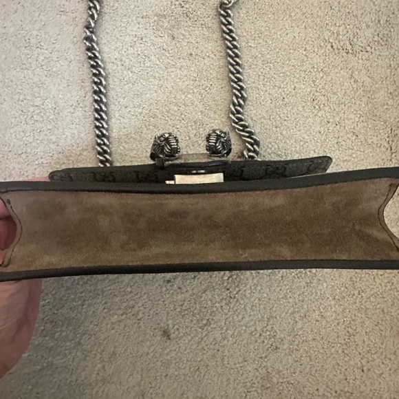 100% authentic like new Gucci Dionysus Medium GG Supreme Monogram Shoulder Bag - Picture 2 of 9